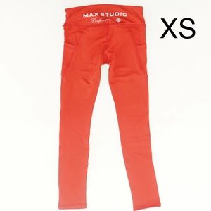 NWT Max Studio Cellphone pocket leggings